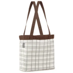 Hallmark My Zoo Activity Bag With Finger Puppets -Toy Store Finger Puppet Animal Set and Book Bag 1BBY4820 03