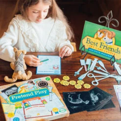 Eeboo Veterinarian Pretend Play Set -Toy Store Veterinarian Pretend Play Set IMPVE2 04